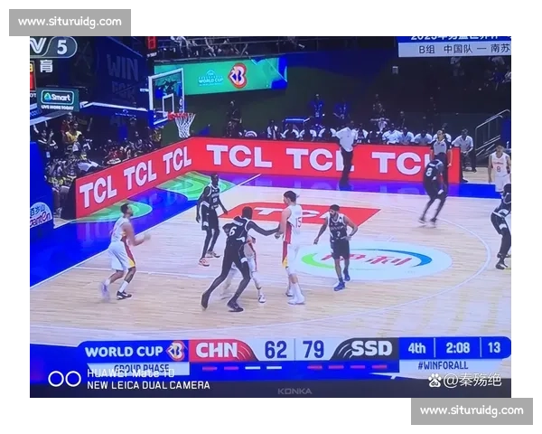 篮球赛事全站入口一站式服务 全面掌握最新赛程比分数据直播分析 - 副本 - 副本